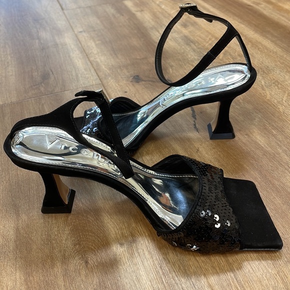 New Women’s Vicenza Sequin Heels By Anthropologie!!🔥🔥🔥 - Picture 9 of 13